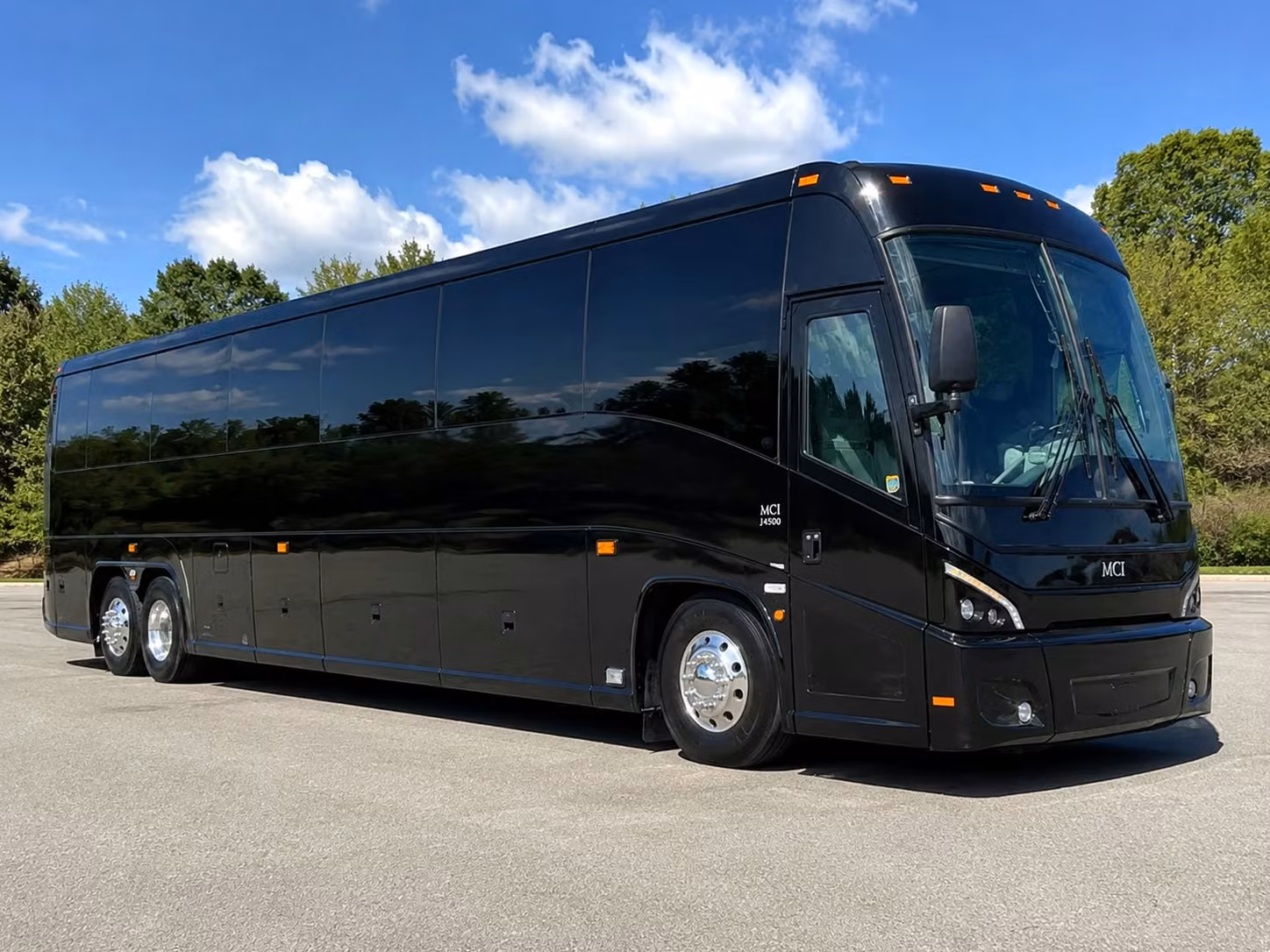 cedar park wedding shuttle bus rentals that keep your guests on schedule