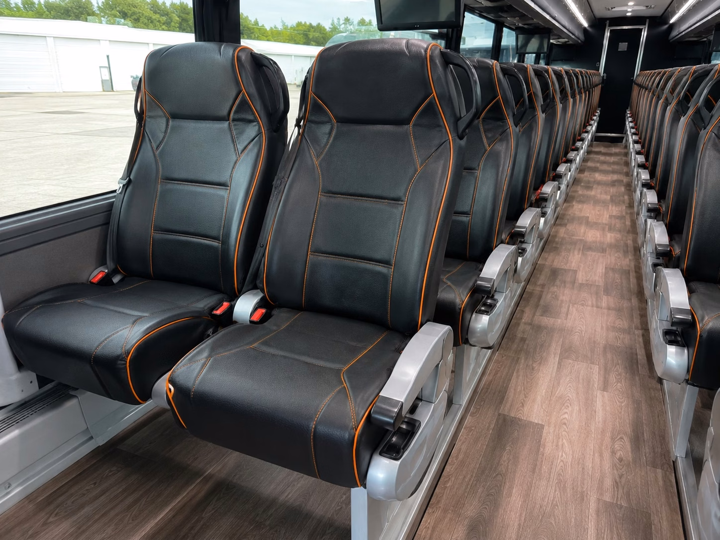 cedar parkcharter bus rental